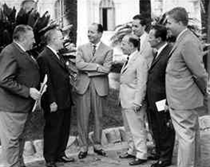 L'ing. Aldo Zegna tra i sarti a Sanremo nell'edizione del 1966