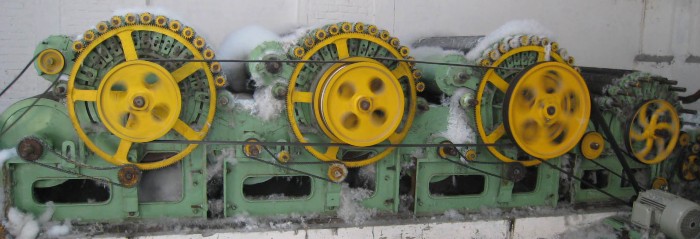 attinente all'argomento/tema