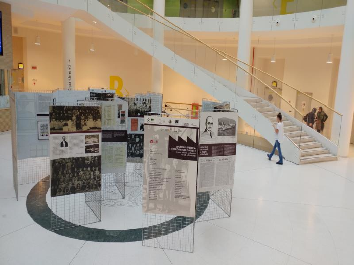 Allestimento mostra "Bambini in fabbrica: i bocia di Einaudi e Gobetti" presso il Campus Luigi Einaudi, 31 maggio-8 giugno 2018
