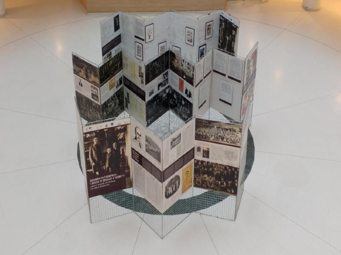 Allestimento mostra "Bambini in fabbrica: i bocia di Einaudi e Gobetti" presso il Campus Luigi Einaudi, 31 maggio-8 giugno 2018