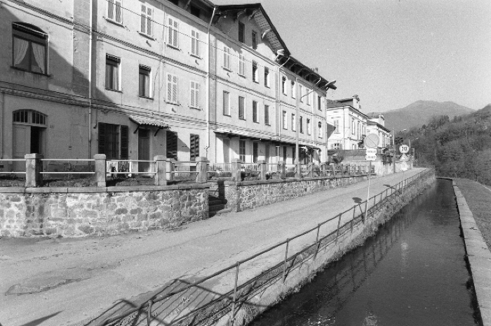 in relazione