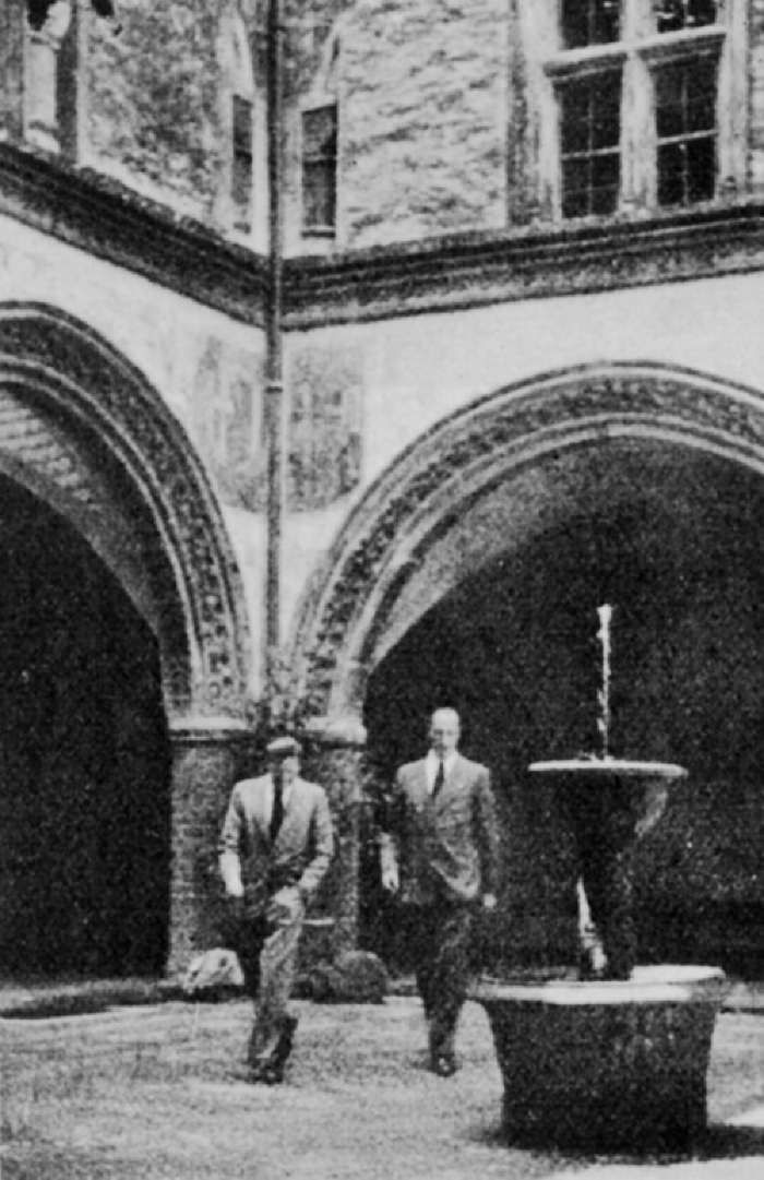 Il duca di Spoleto e il conte Trossi al castello di Gaglianico (I.B. giugno 1935)
foto Pietro Tarditi