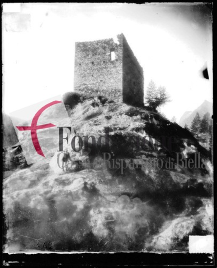 Arvier (Valle d'Aosta). Casaforte di Planaval