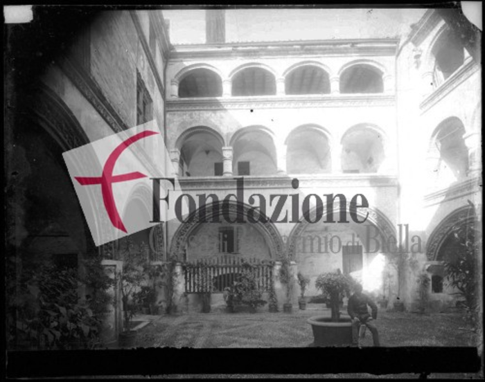 in relazione