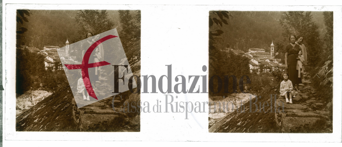 è raffigurato da