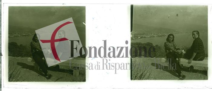 è raffigurato da