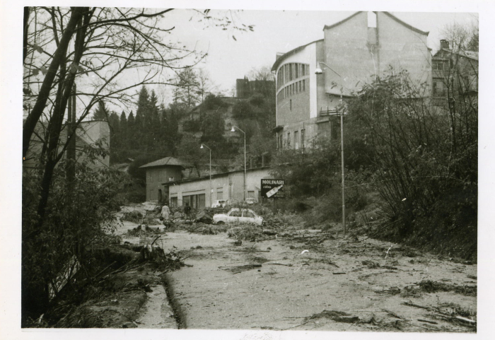 in relazione