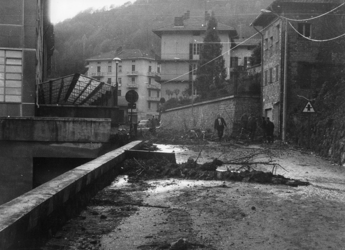 in relazione