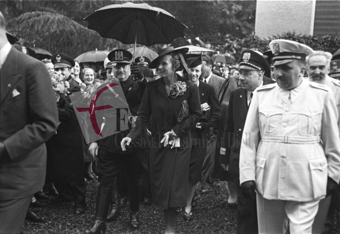 Biella, 9 settembre 1940. La principessa Maria José di Savoia in visita all’Ospedale Degli Infermi, inaugurato l’anno precedente da Benito Mussolini. 
Foto C. Valerio (proprietà Fondazione Cassa di Risparmio di Biella)