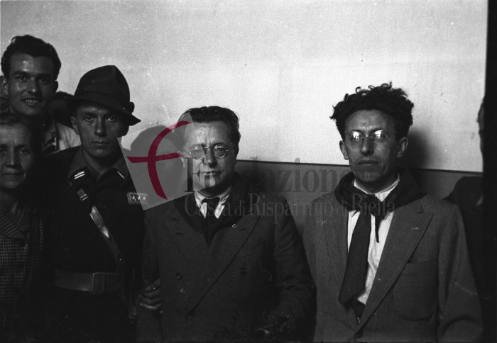 Biella, 23 maggio 1945. Il segretario del PCI Palmiro Togliatti con il biellese Pietro Secchia. 
Foto C. Valerio (proprietà Fondazione Cassa di Risparmio di Biella)